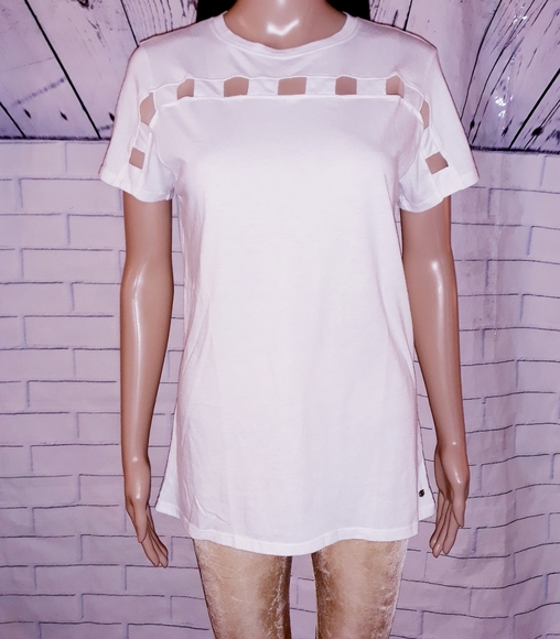 Fabletics Tee - Picture 2 of 7